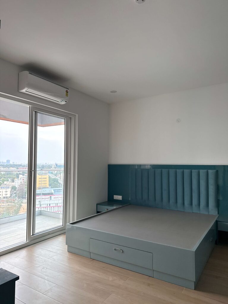 Spacious 4-Bedroom Semi-Furnished Flat with 2 Covered Car Parks in Jayanagar, Bangalore svg%3E